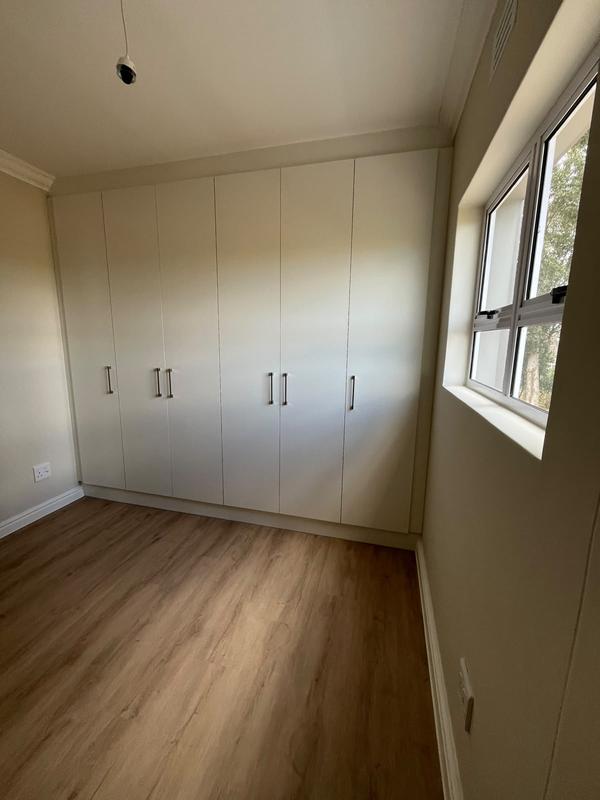 To Let 3 Bedroom Property for Rent in Pinehurst Western Cape